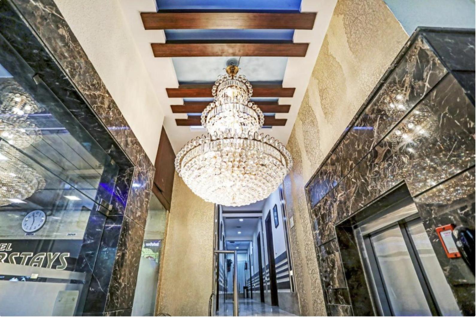 Hotel Fabstays - South Delhi Hotel 4*