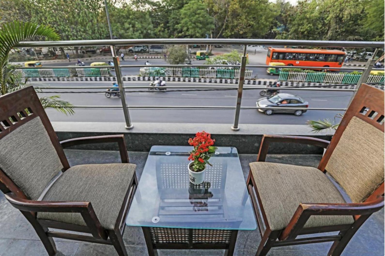 Hotel Hotel Fabstays - South Delhi